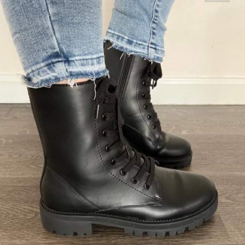 a new day Saylor Boots - Picture 2 of 14
